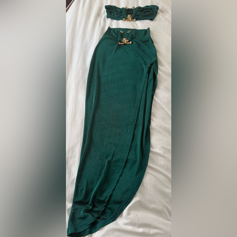 Elegant Green Skirt Set